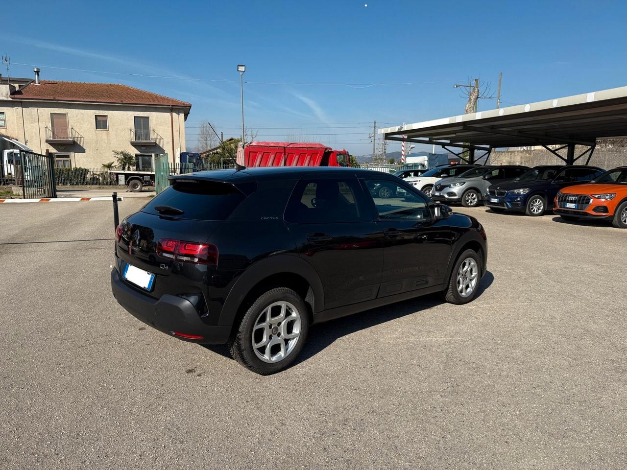 Citroen C4 Cactus BlueHDi 100 S&S Shine Pack