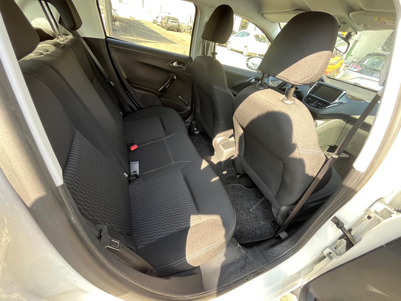 Peugeot 208 BlueHDi 75 3 porte Allure