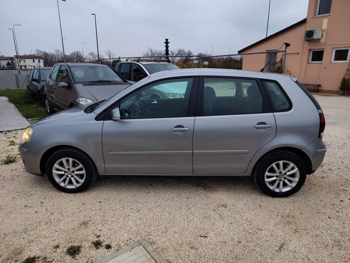 Volkswagen Polo 1.4/80CV 16V 5p. Comfortline