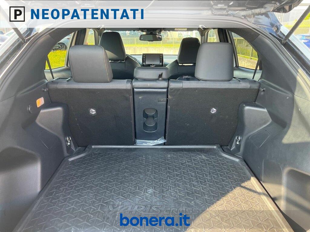 Toyota Yaris Cross 1.5 H Adventure AWD-i E-CVT
