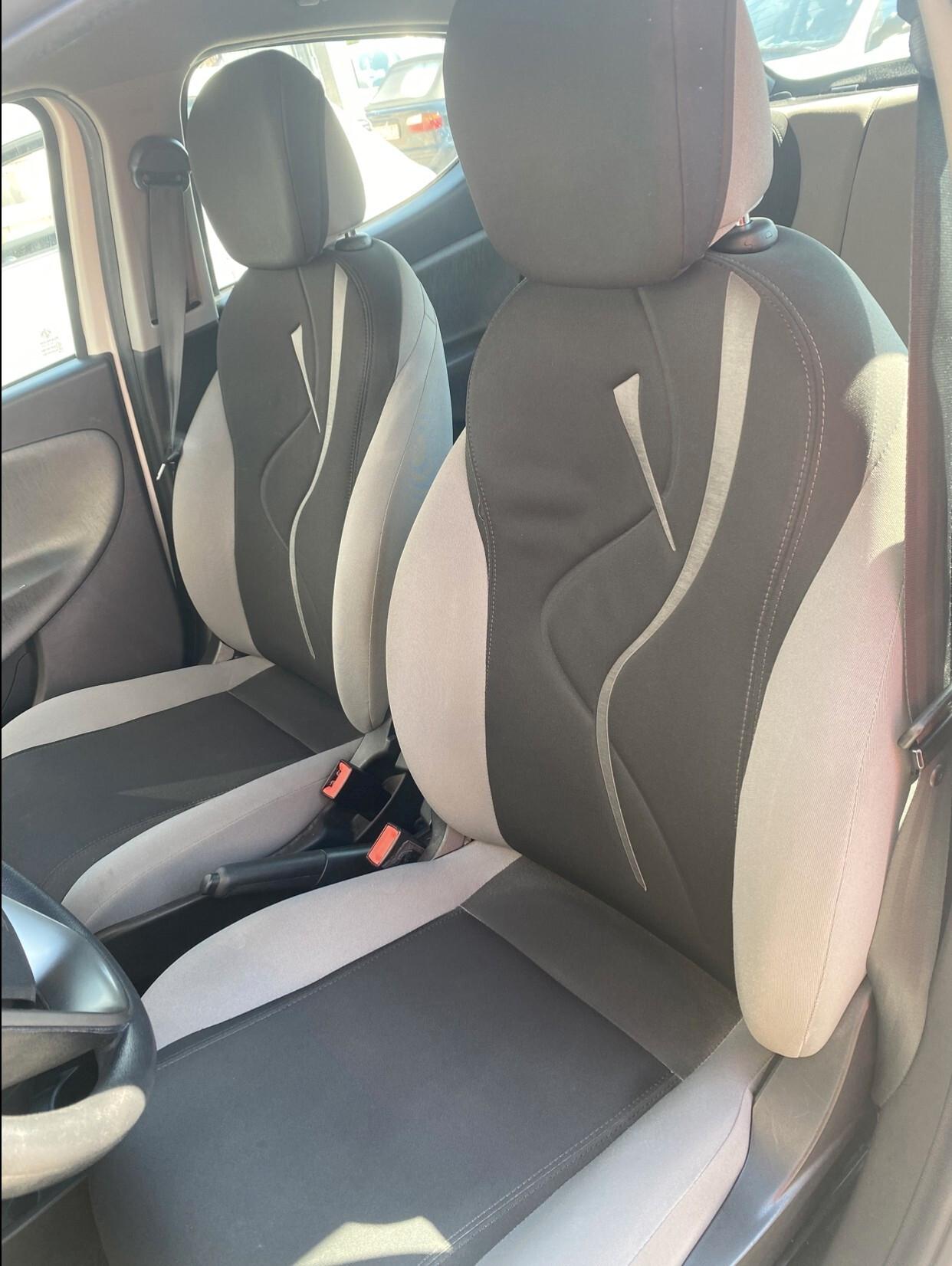 Lancia Ypsilon 1.2 69CV