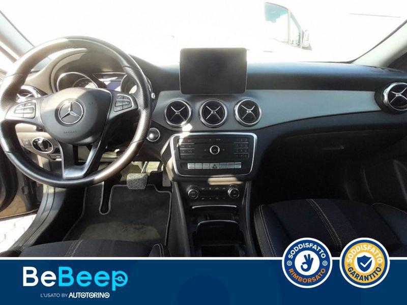 Mercedes-Benz GLA 200 D SPORT 4MATIC AUTO