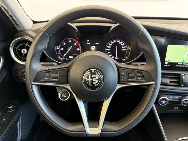 ALFA ROMEO Giulia 2.2 Turbodiesel 136 CV AT8 Business NEOPATENTATI