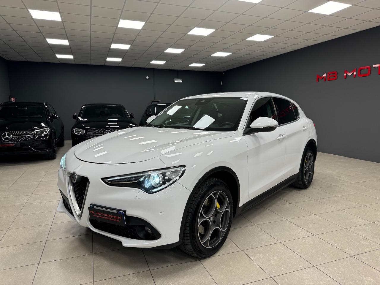 Alfa Romeo Stelvio 2.2 Turbodiesel 210 CV AT8 Q4 Super