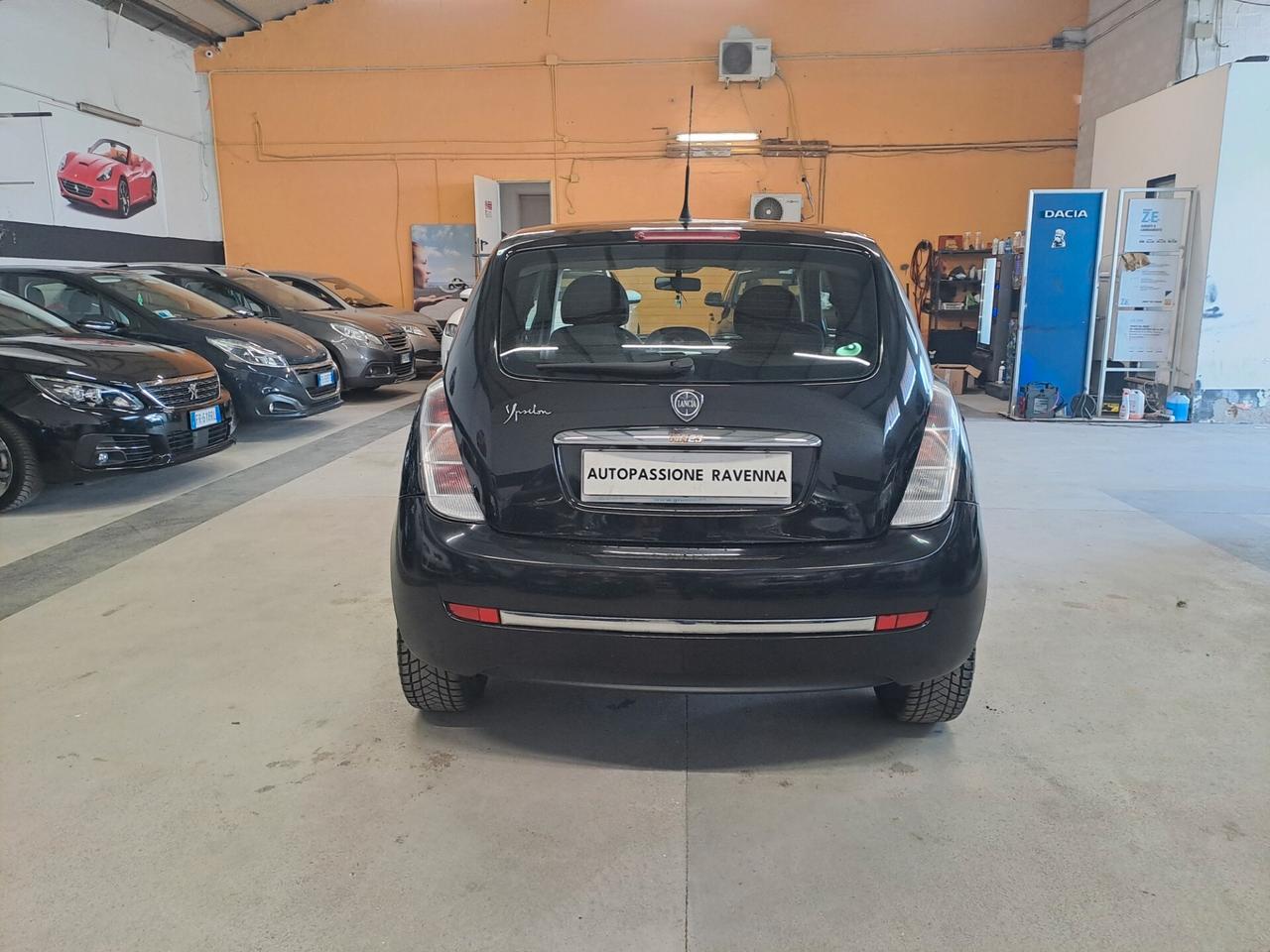 Lancia Ypsilon 1.2 Platino