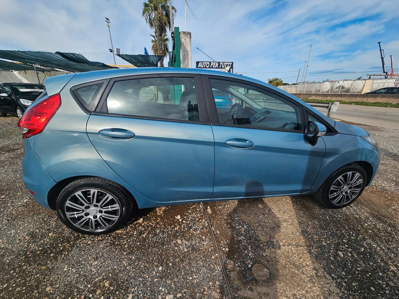 Ford Fiesta 1.4 TDCi 5p. Titanium