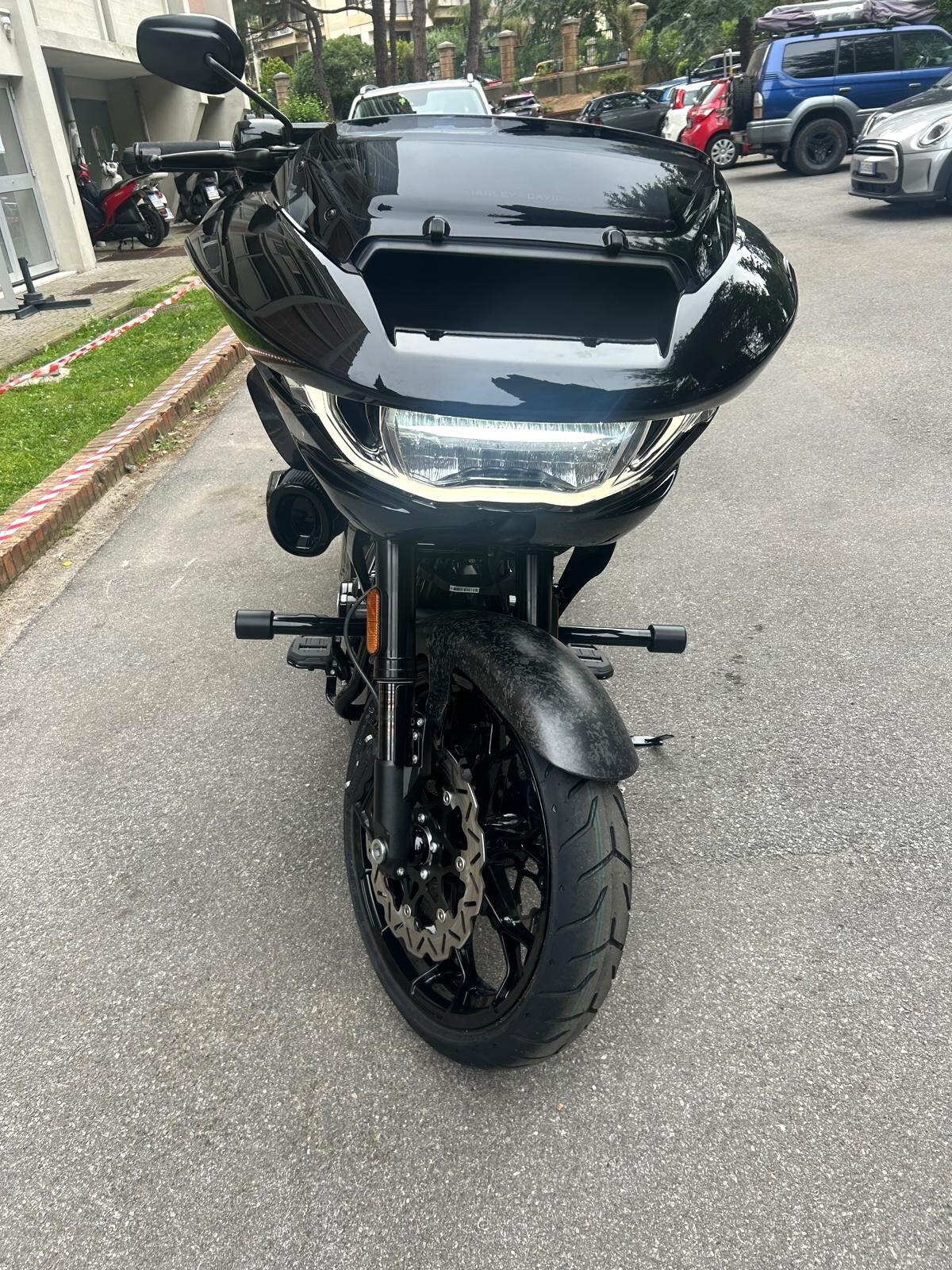 Harley-davidson CVO Road Glide ST