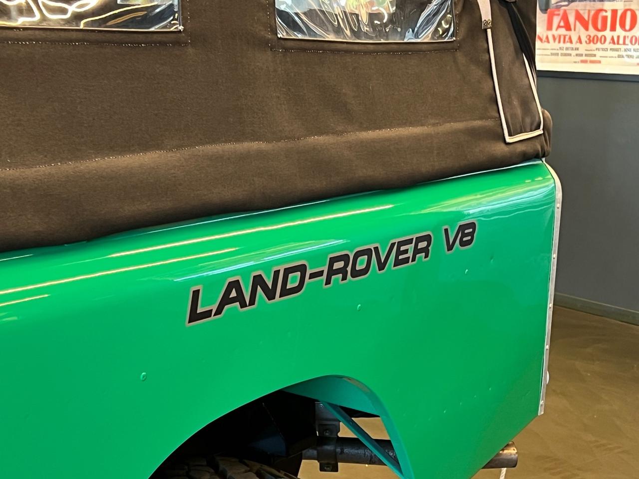 Land Rover Defender Series 109 V8 3