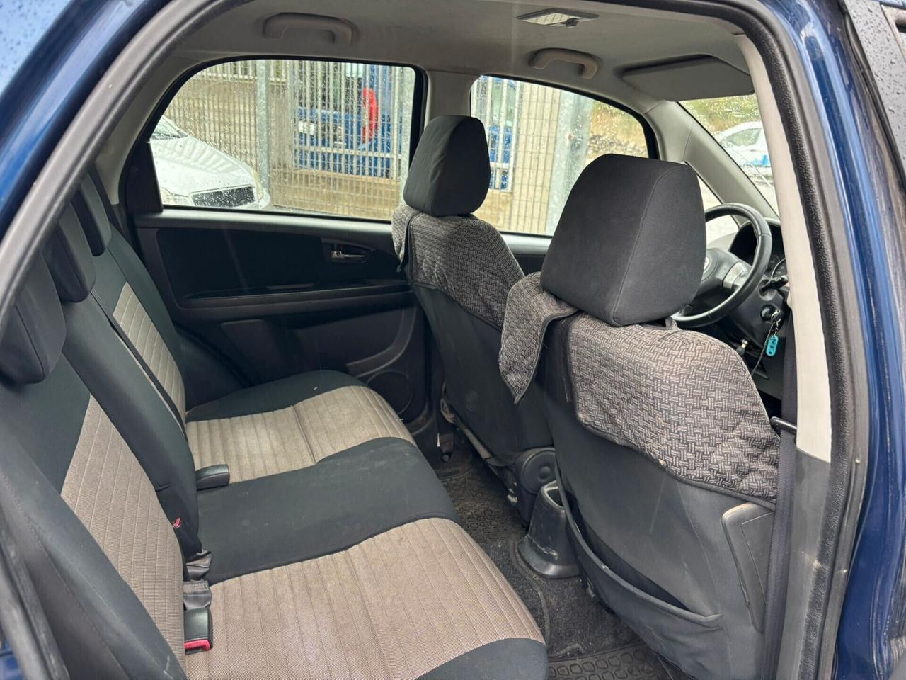 Fiat Sedici 1.9 MJT 4x4 Con Carrello