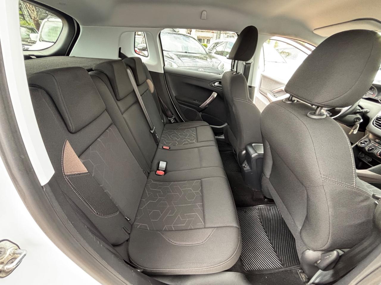 PEUGEOT 2008 HDI 100CV 2016 PERFETTA