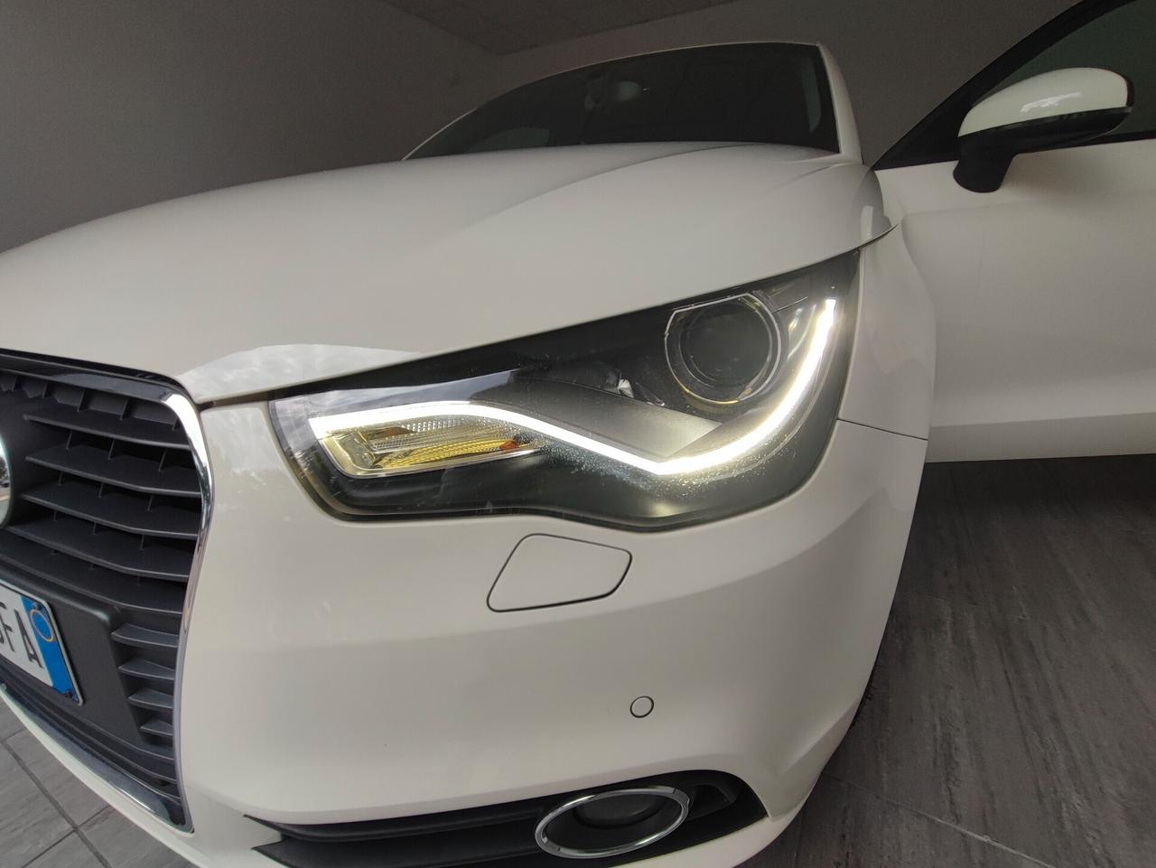 Audi A1 1.6 TDI S tronic Admired