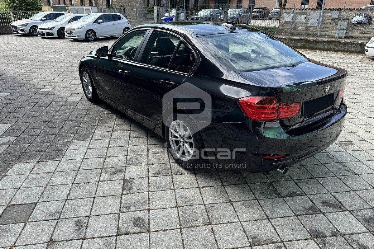 BMW 320d Business aut.
