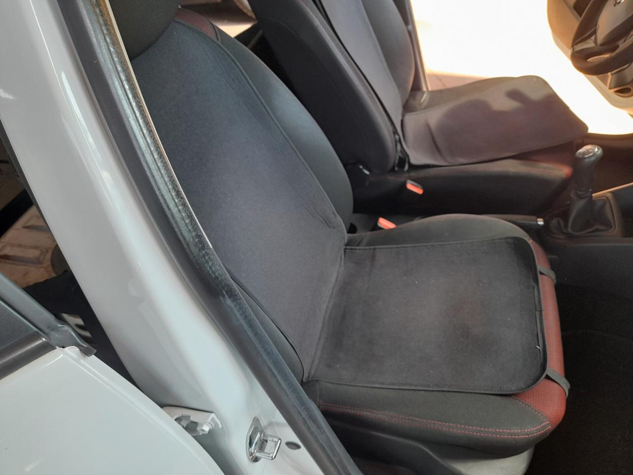 Renault Clio 1.5 DCI AUTOCARRO 2 POSTI