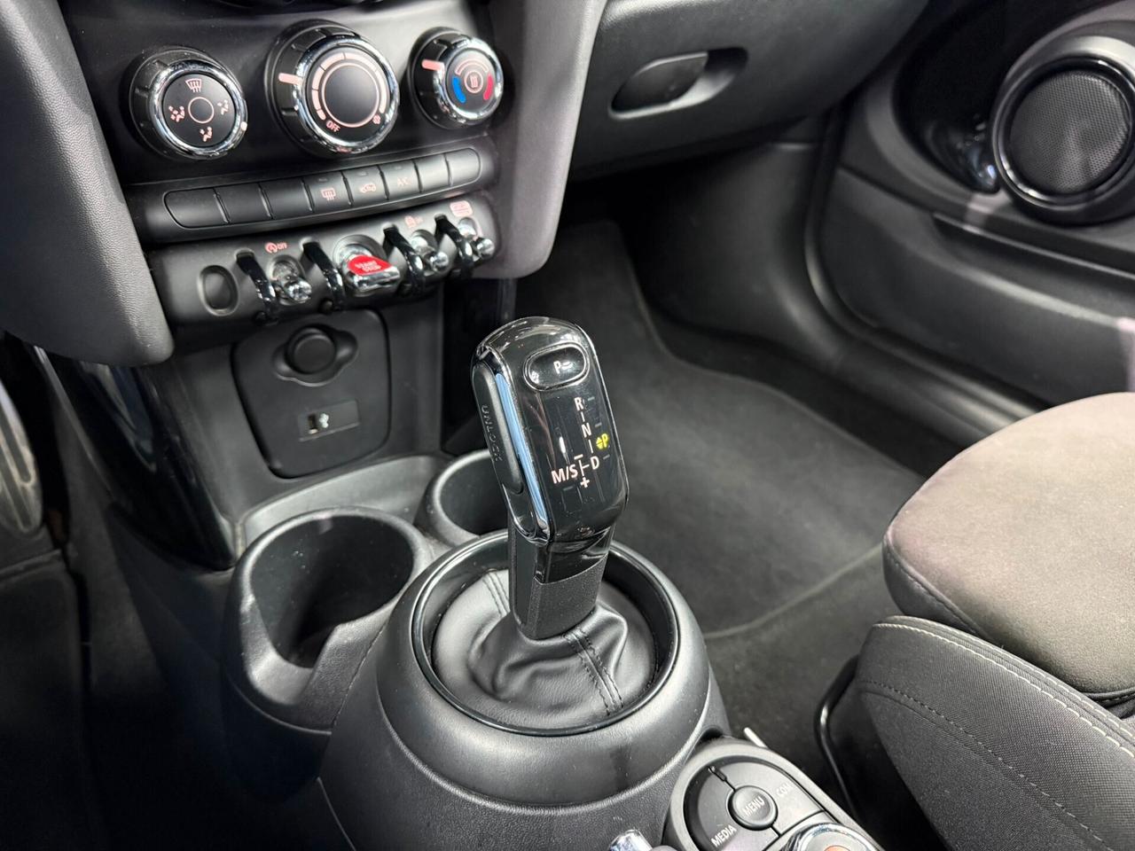 Mini John Cooper Works 2.0 COOPRER ANNIVERSARY EDITION (275)