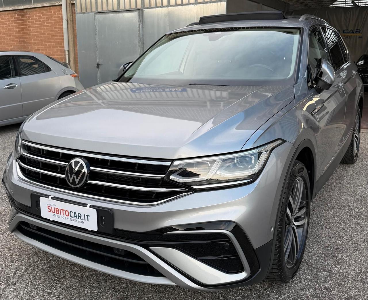 Volkswagen Tiguan Allspace 2.0 TDI SCR DSG Elegance 7 posti TETTO APRIBILE
