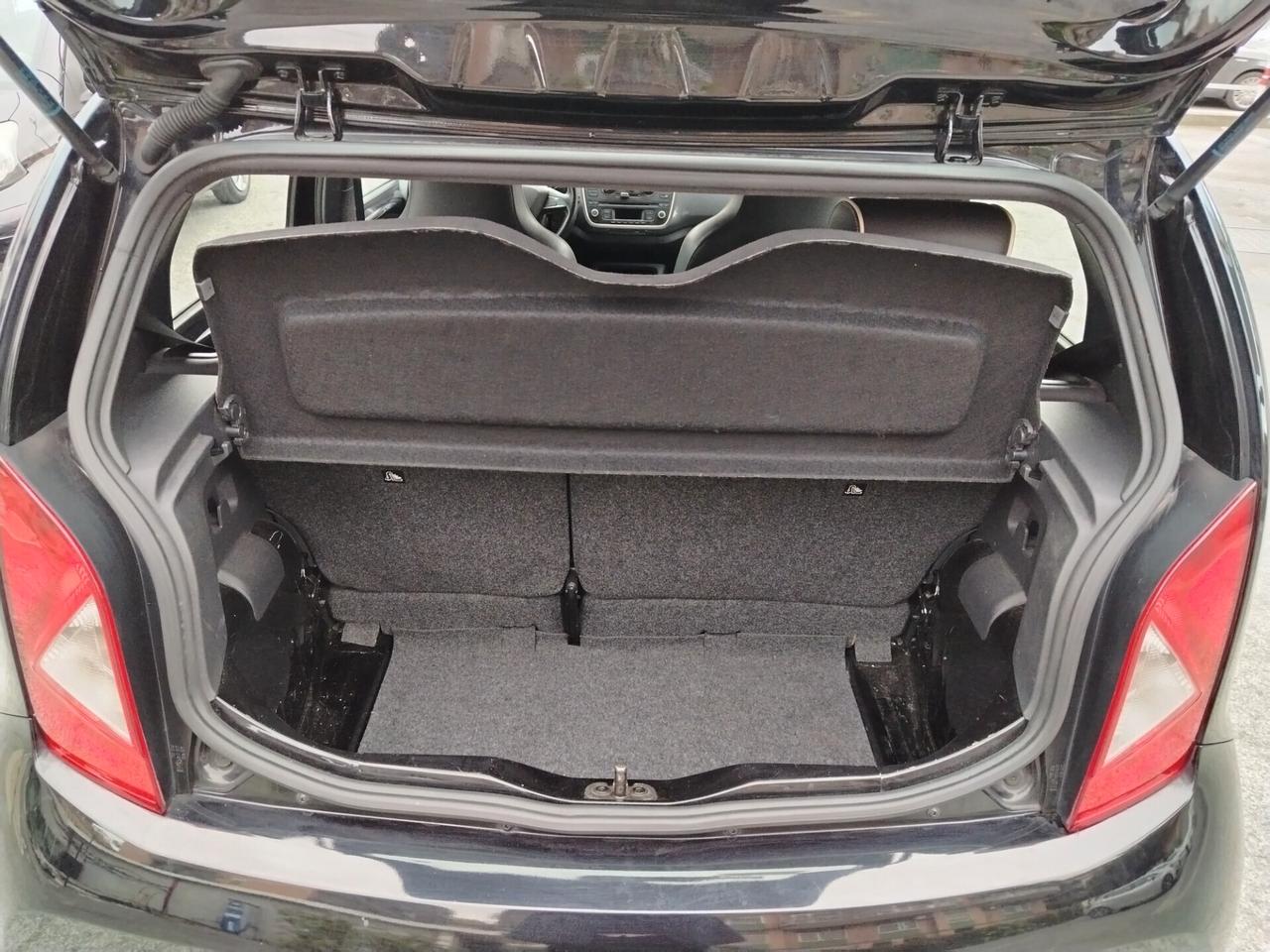 Seat Mii 1.0 ASG 5 porte by Mango Nero Assoluto