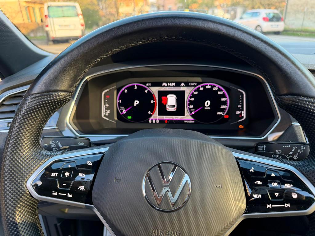 Volkswagen Tiguan 2.0 tdi R-Line 4motion 200cv dsg PANORAMA