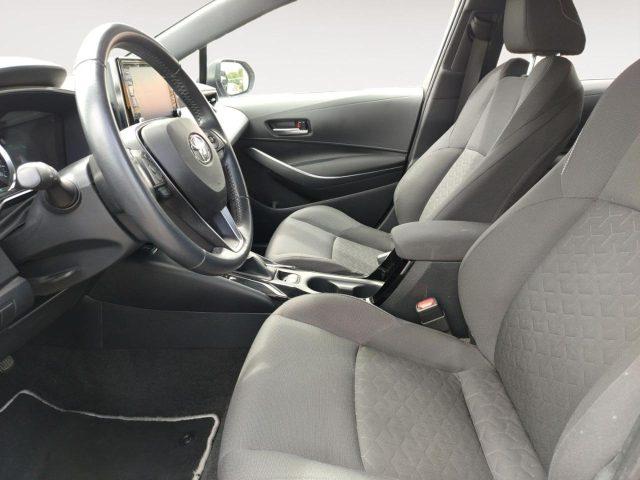 TOYOTA Corolla Touring Sports 1.8 Hybrid Business