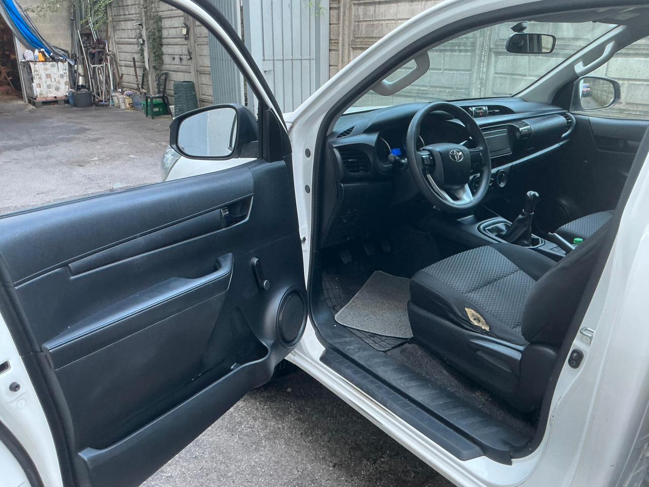 Toyota Hilux 2.4 D-4D porte Double Cab Executive 2017