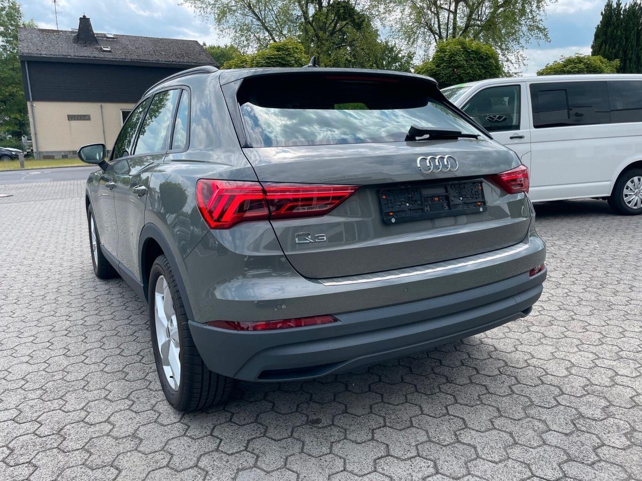 Audi Q3 35 TFSI S line edition