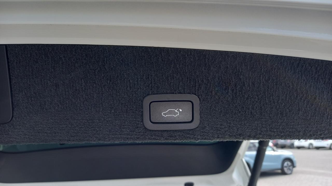 Volvo XC 60 XC60 D4 AWD Geartronic R-design Momentum