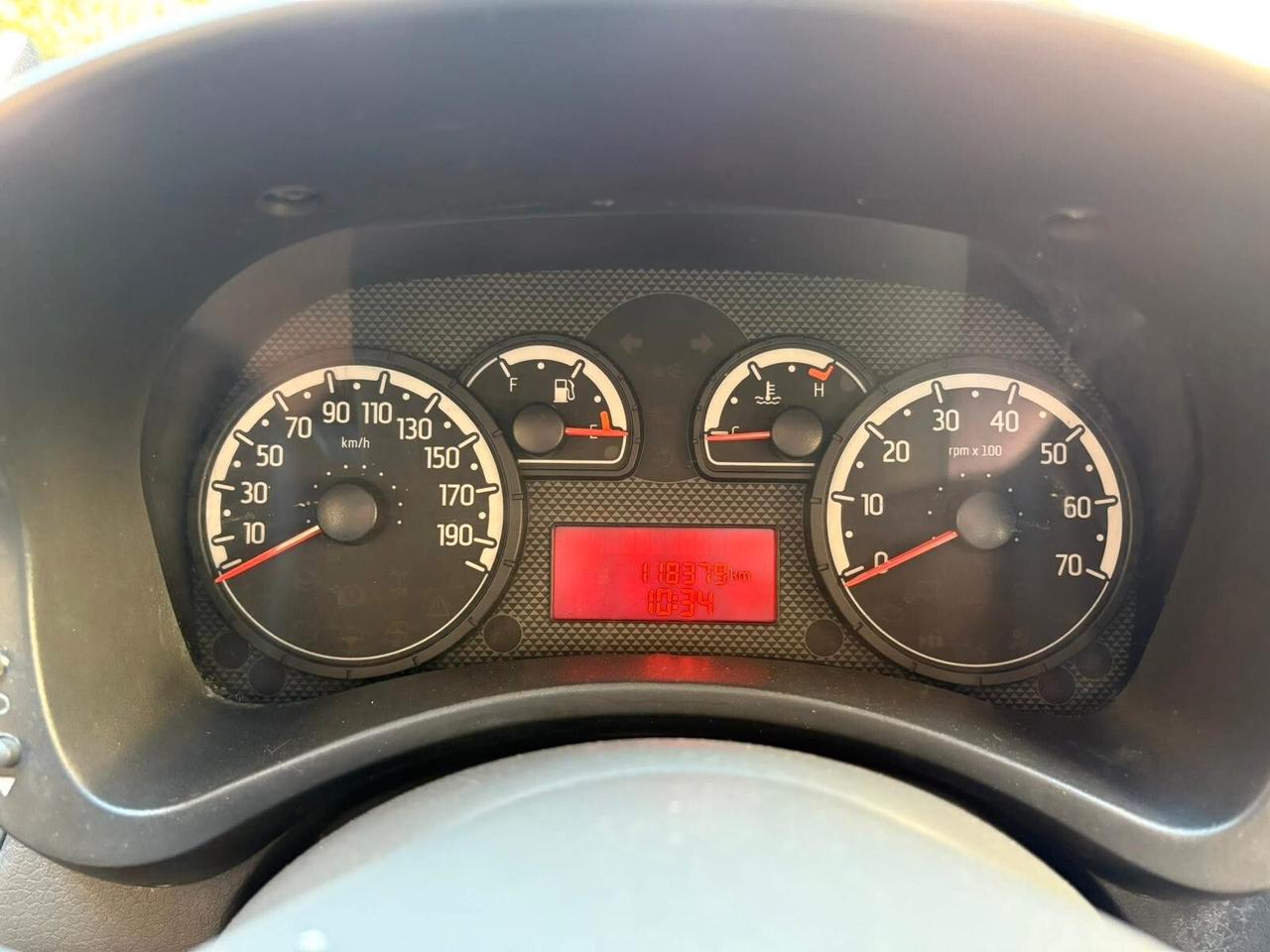 Fiat Panda 1.3 MJT 16V DPF 4x4 Climbing