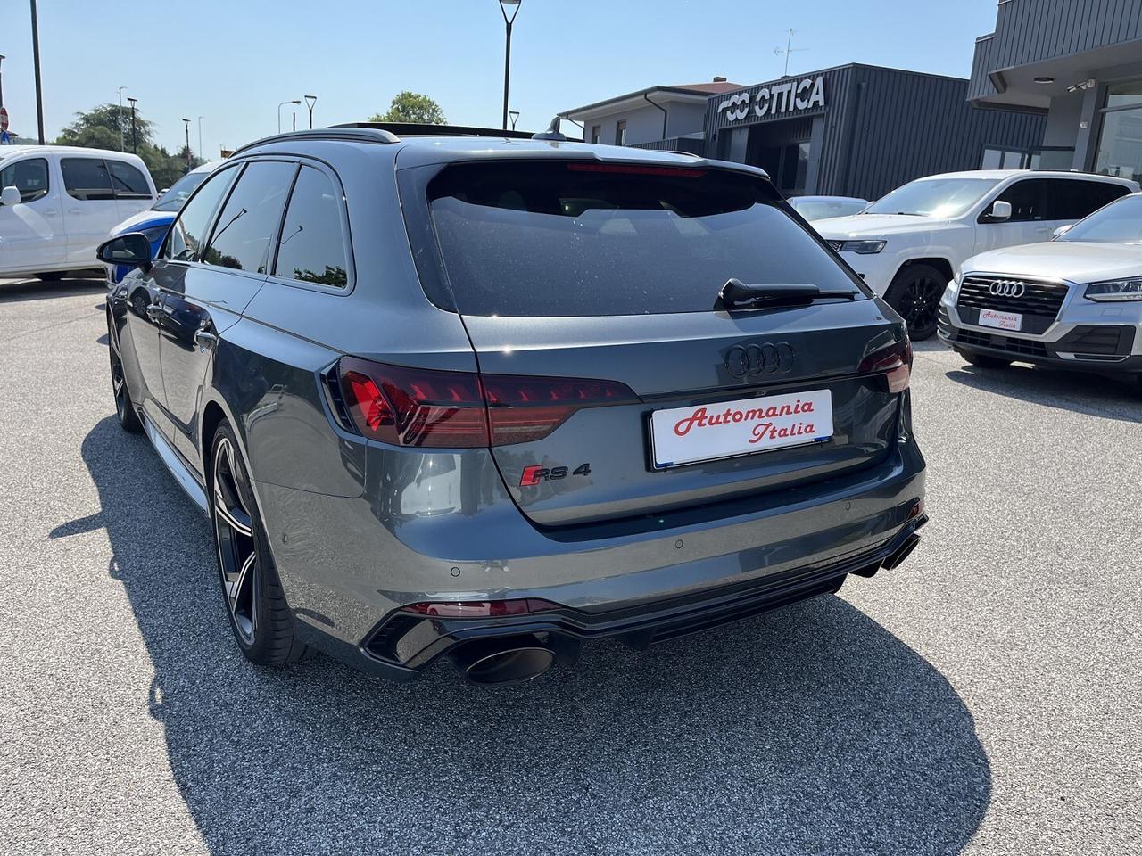 AUDI RS4 2900 TFSI 450 CV Tiptronic