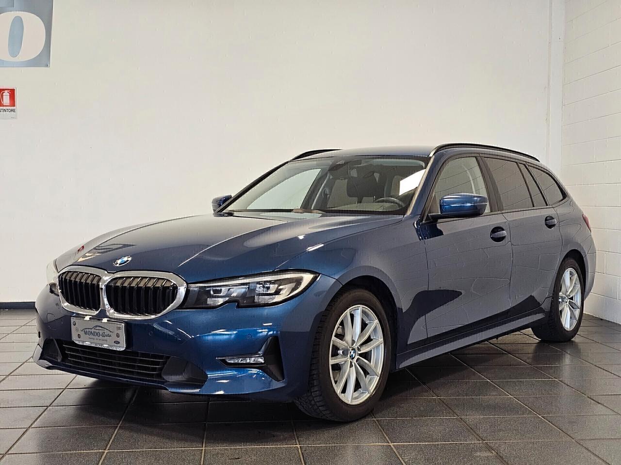 Bmw 320d xDrive 48v Touring Business Adv. 190cv
