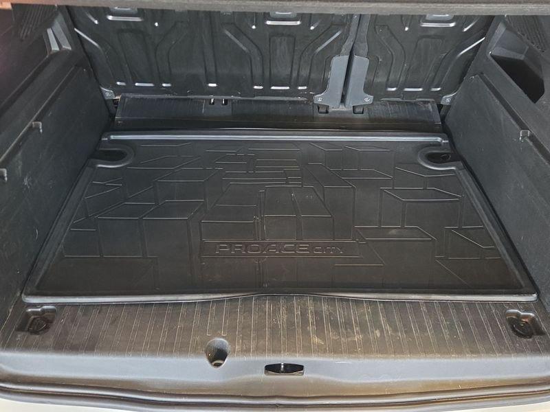 Toyota Proace City Verso 1.2 110 CV S&S Short D Lounge