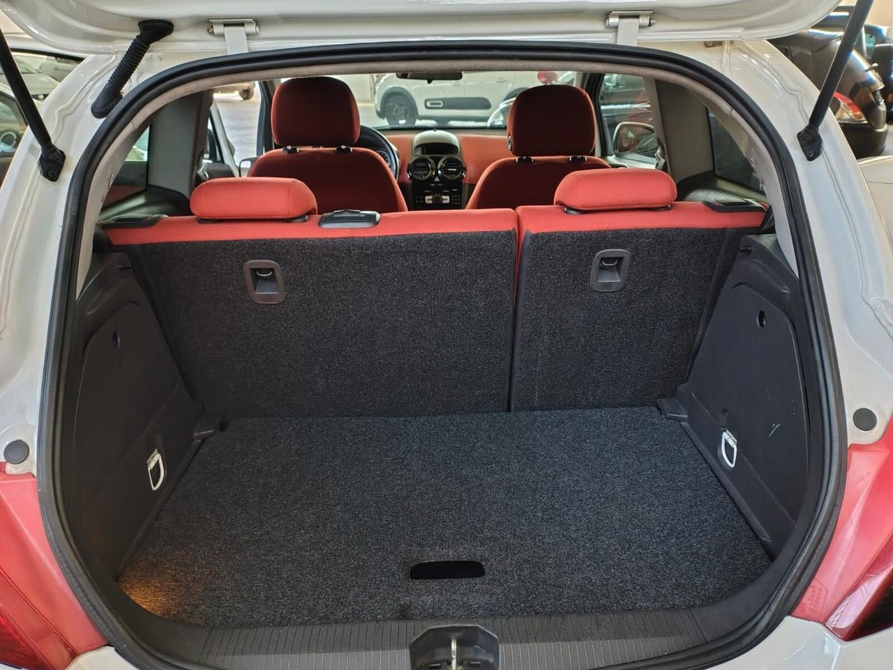 Opel Corsa 1.2 80CV 3 porte GPL-TECH Club