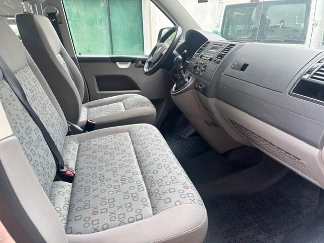 Volkswagen Multivan 2.5 TDI/130CV Comfortline 9 posti