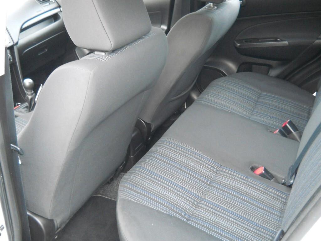 Suzuki Swift 1.3 DDiS 5 porte B-Top Bi-Color