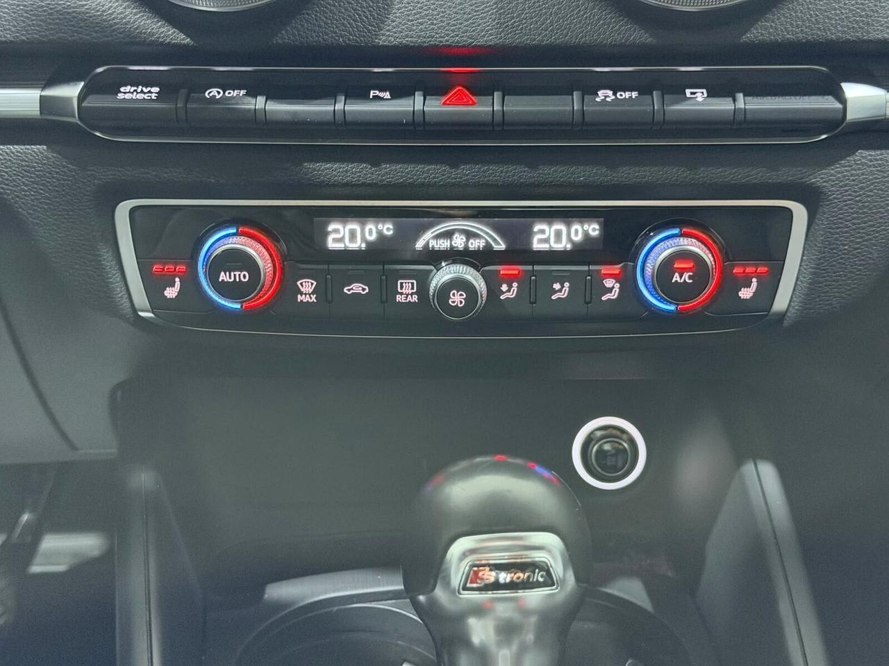 AUDI A3 SPB 2.0TDI 184CV QUATTRO S-TRONIC GANCIO
