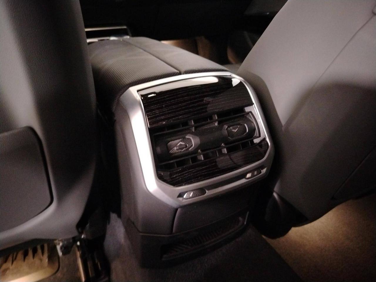 BMW Serie 7 740d xDrive mhev MSport