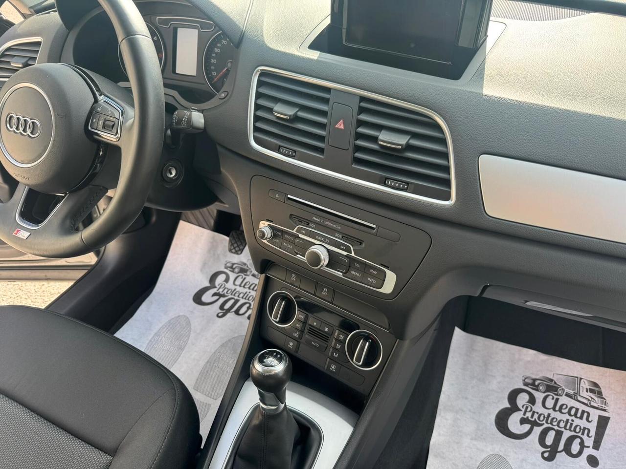 Audi Q3 2.0 TDI 150 CV S line Garanzia