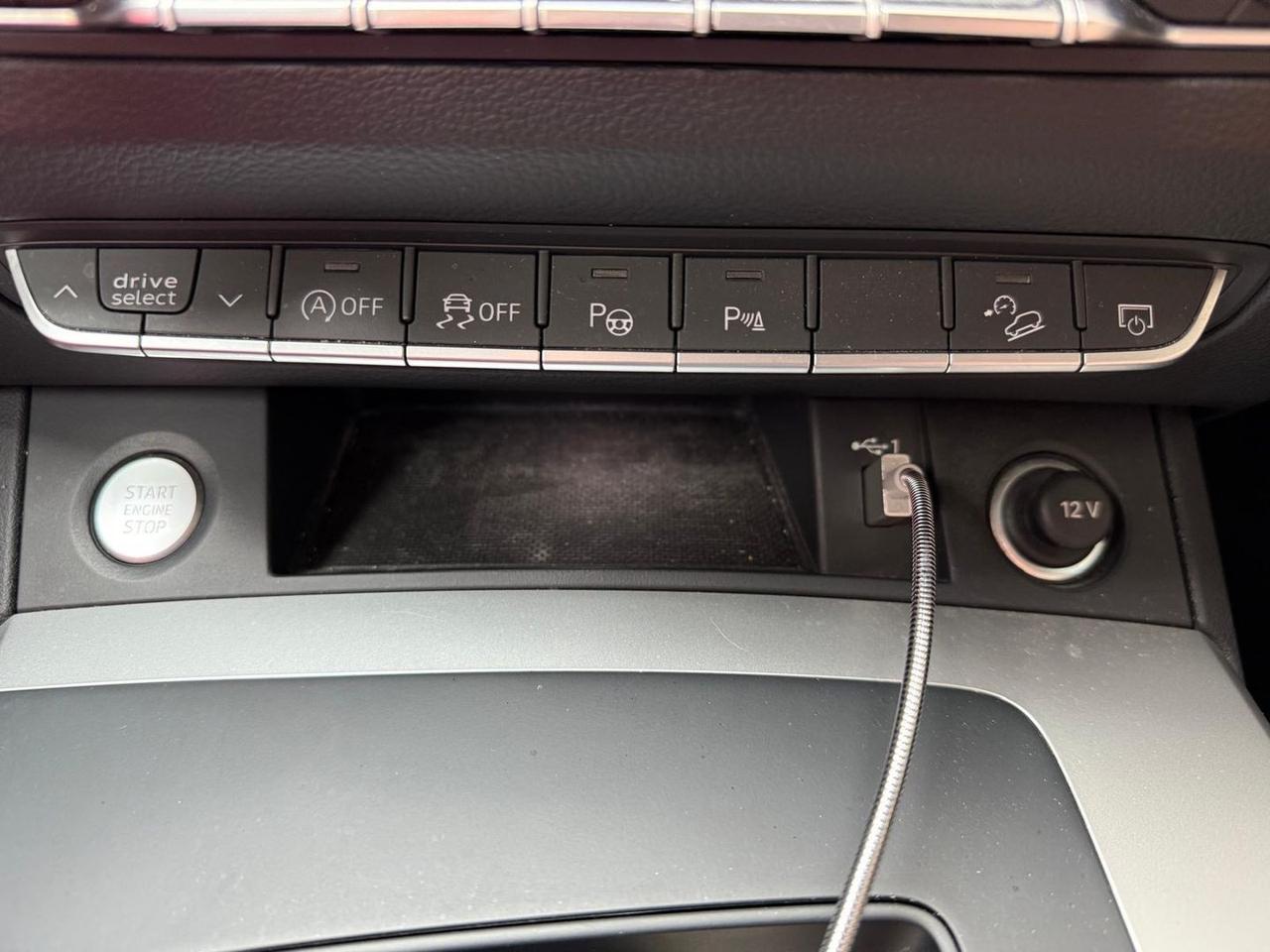 Audi Q5 S Line 2.0 40 TDI MHEV #7305