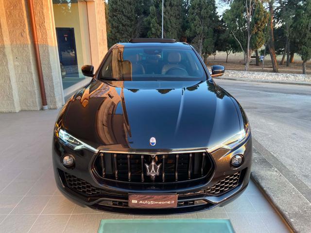 MASERATI Levante MHEV 330 CV AWD GT ULTIMA TETTO APR/PAN.