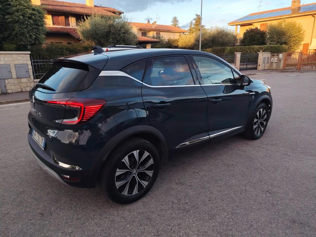 Renault Captur Full Hybrid E-Tech 145 CV Equilibre