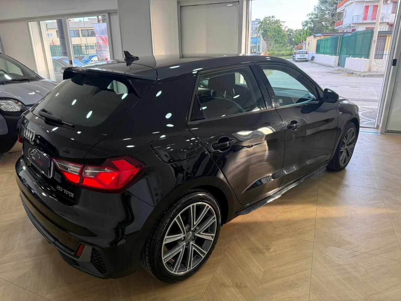 Audi A1 SPB 25 TFSI S line edition