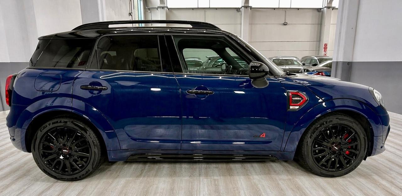 Mini Countryman John Cooper Works 231CV ALL4 pro