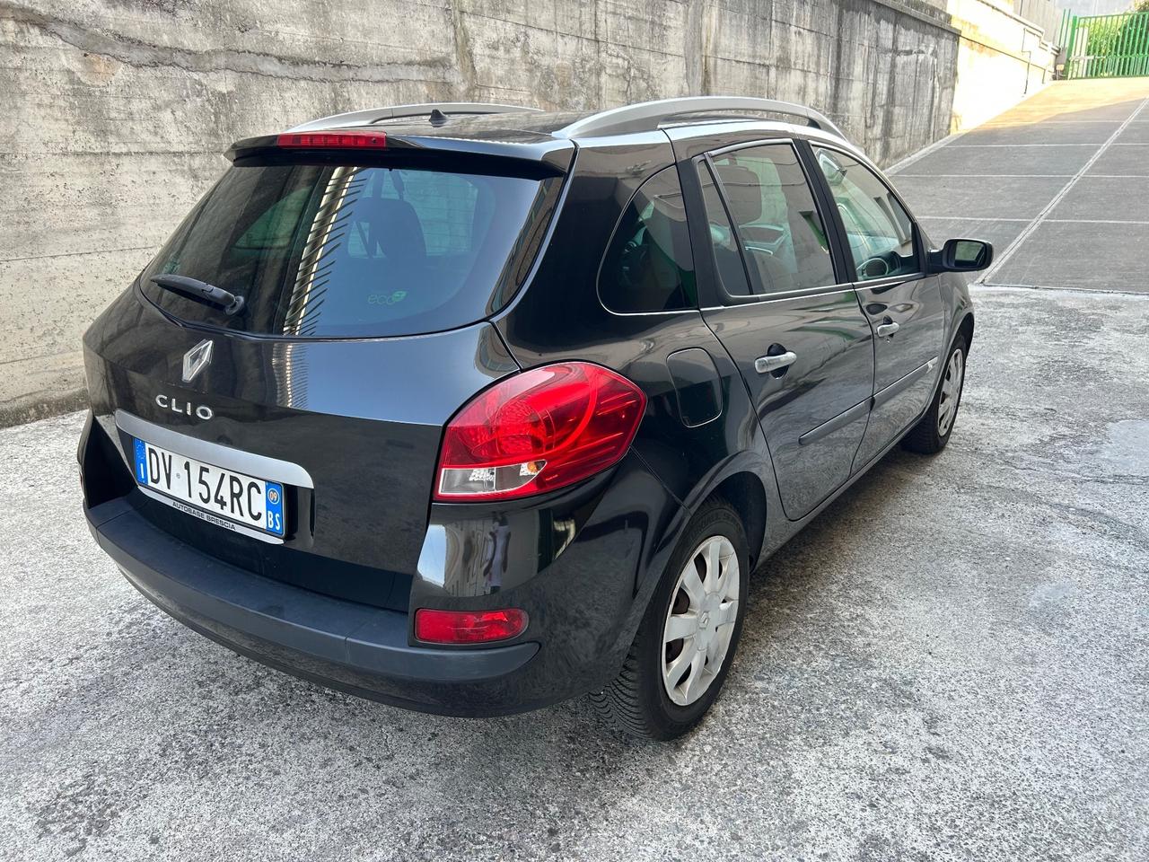 Renault Clio 1.2 16V SporTour Rip Curl