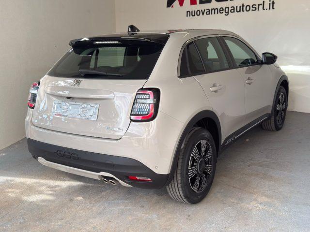 FIAT 600 Hybrid 110 CV DCT MHEV Business