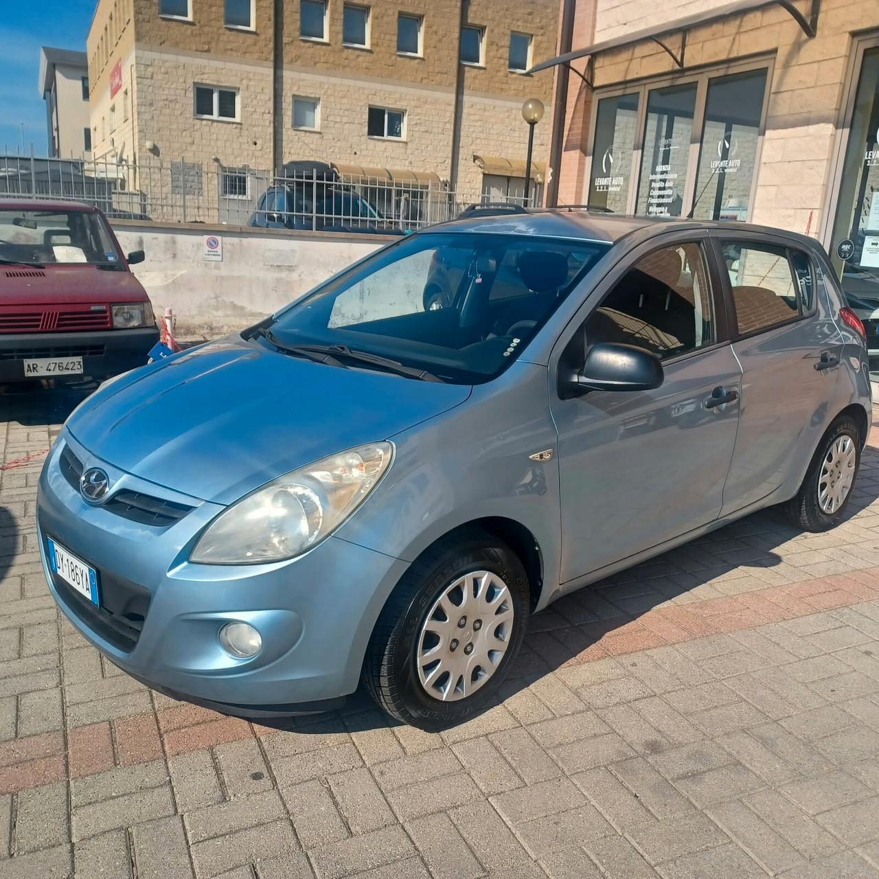 162.258KM HYUNDAI I20 GPL DI FABBRICA NEOPATENTATI