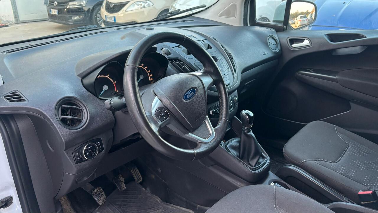 Ford Tourneo Courier 1.6 TDCI 95 CV Titanium