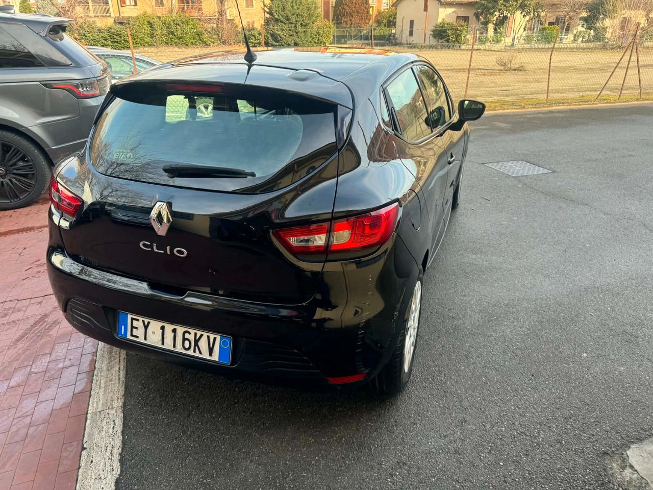 Renault Clio Anno 2015 1.2 BENZ/GPL 5 porte