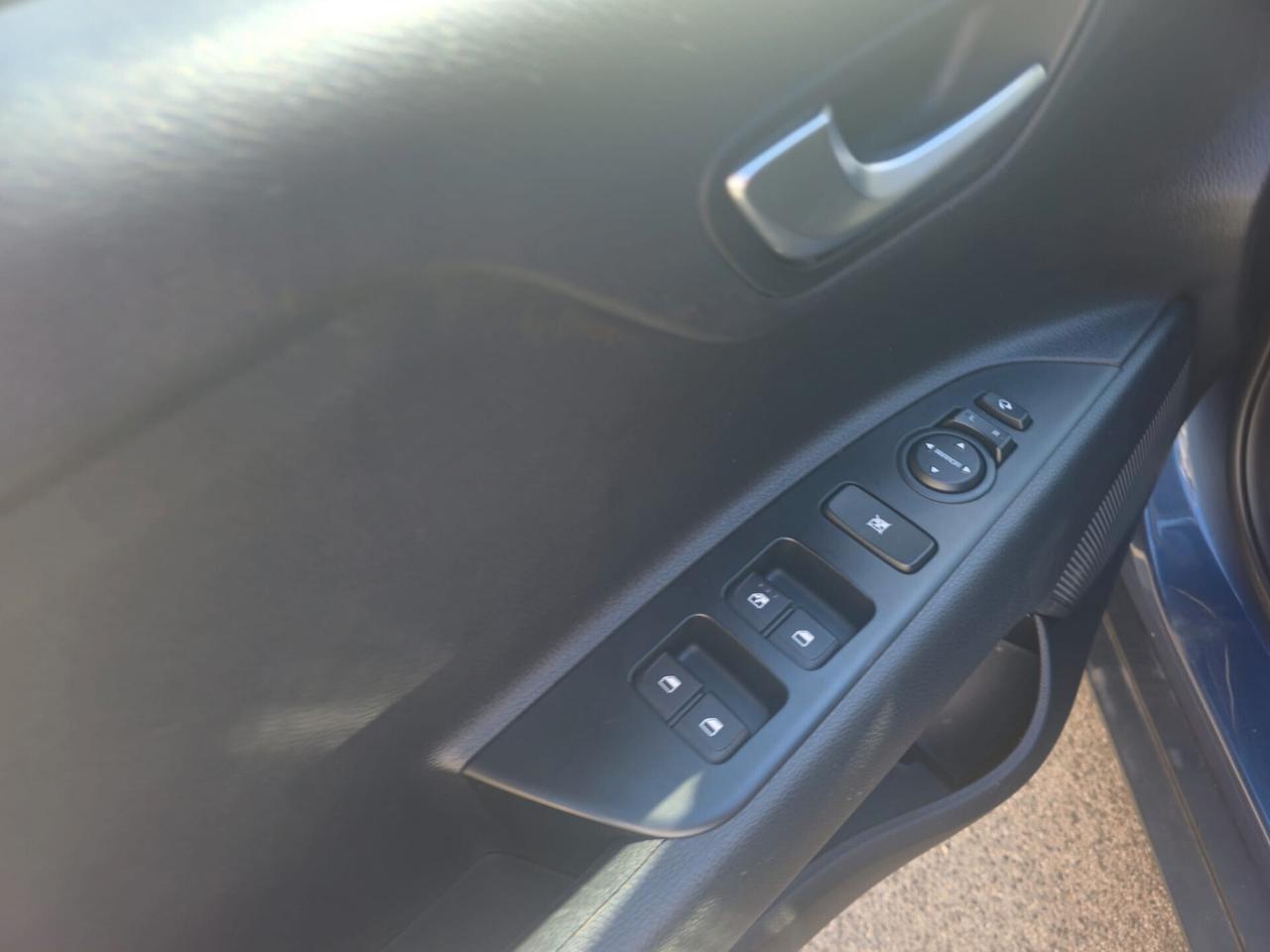 Kia Stonic 1.0 T-GDi 100 CV MHEV MT Style