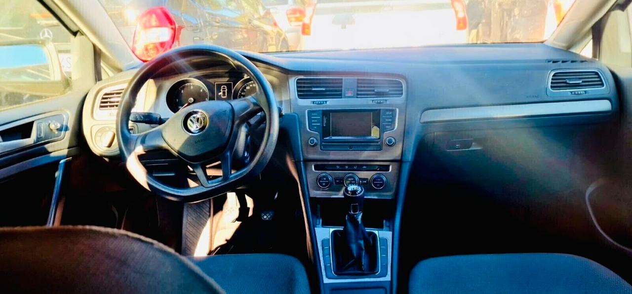 Volkswagen Golf Business 1.6 TDI 5p. Highline BlueMotion Technology