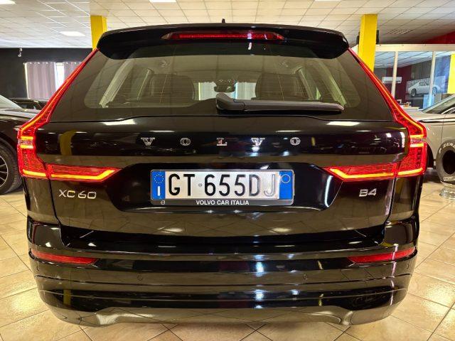 VOLVO XC60 B4 (d) automatico Core UNIPRO - CERTIFICATA