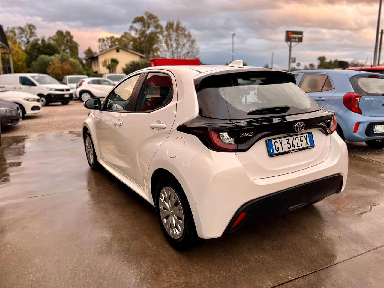 Toyota Yaris 1.5 Hybrid 5 porte Active