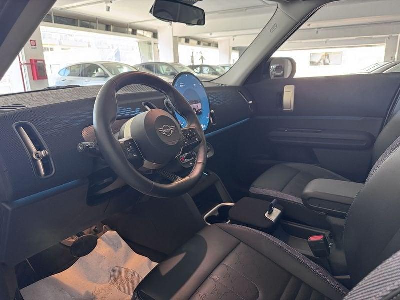 MINI Countryman C 48V Essential